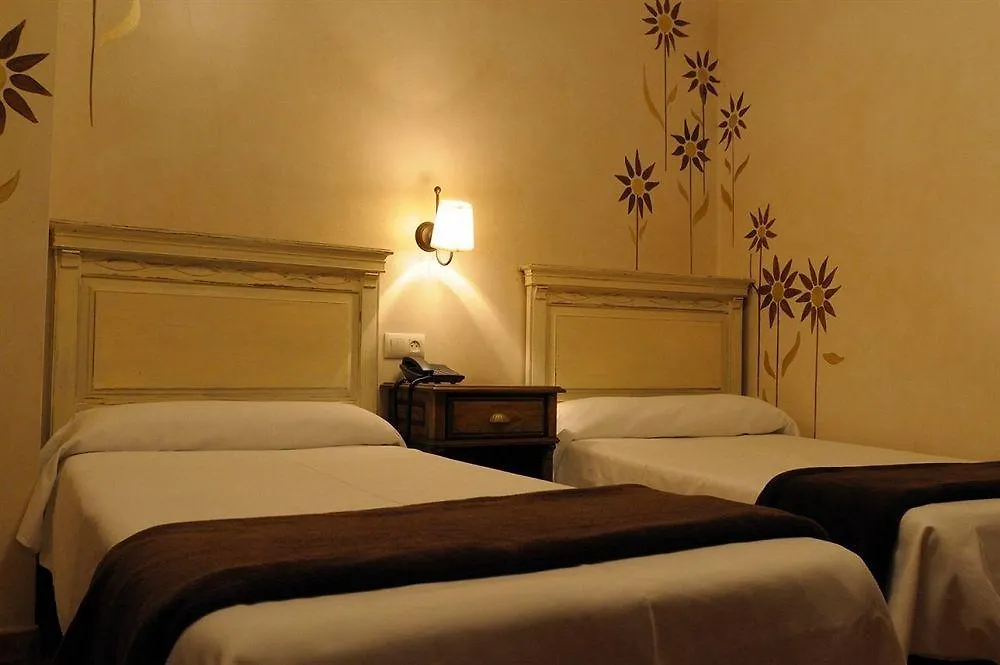 Guest house Yit Puerta Bisagra Hotel Toledo