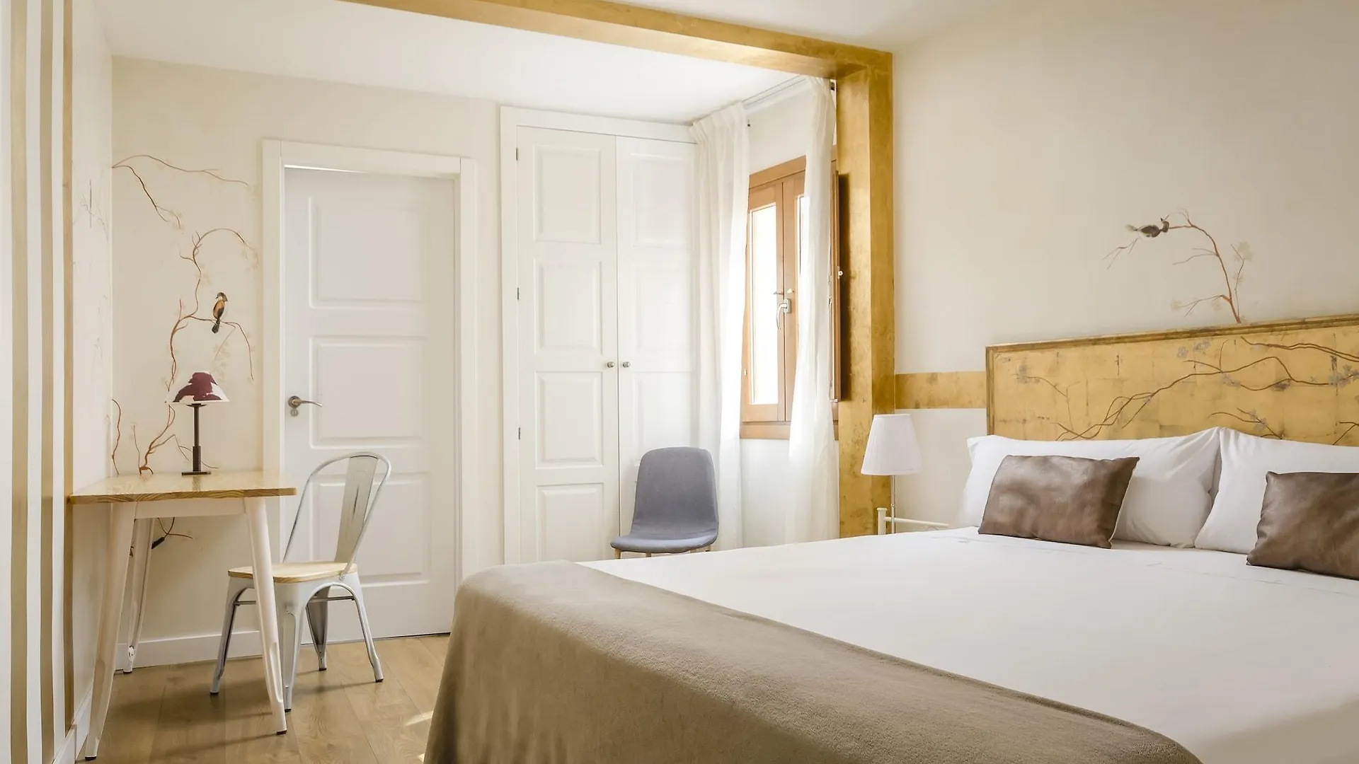Yit Puerta Bisagra Hotel Toledo 2*,
