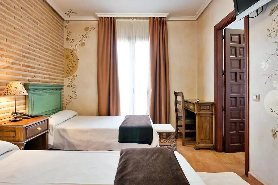 Yit Puerta Bisagra Hotel Toledo Guest house