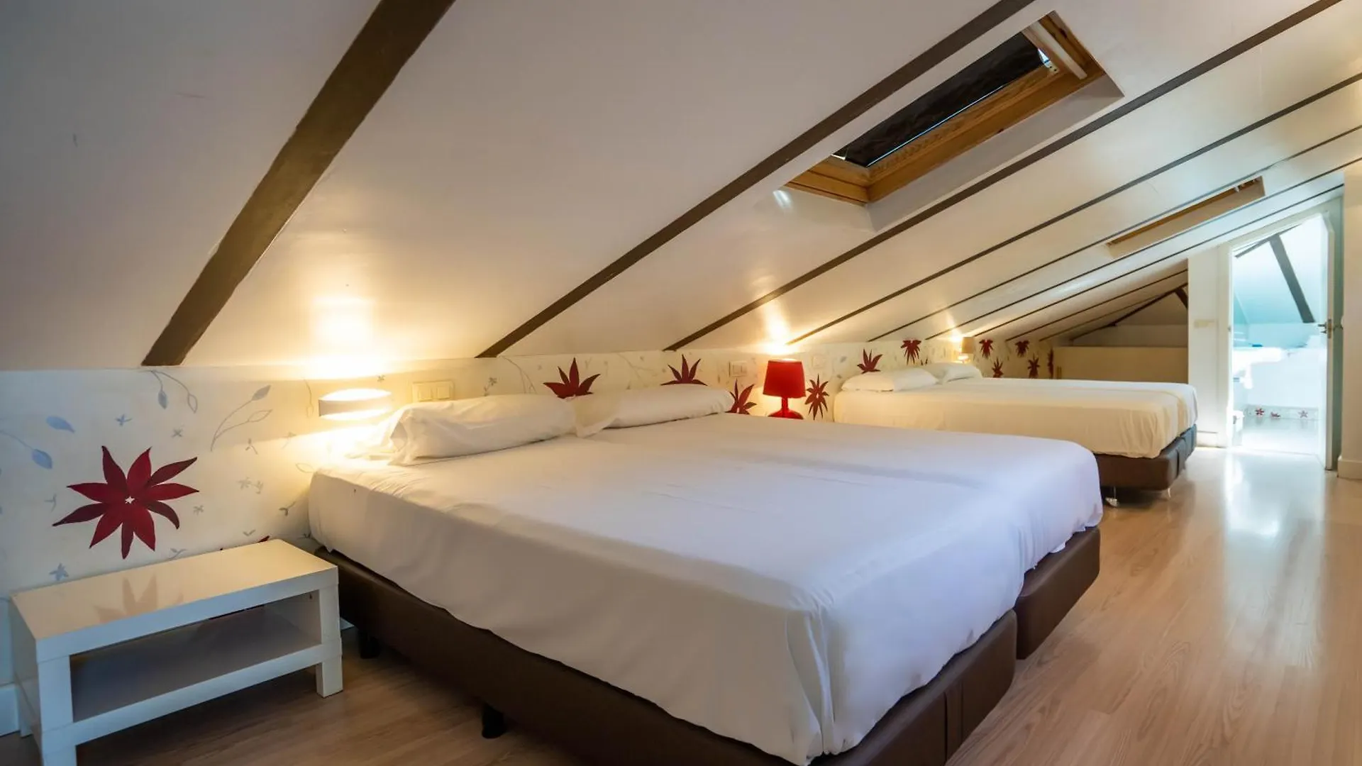 Yit Puerta Bisagra Hotel Toledo Guest house
