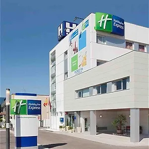 Express By Ihg Отель